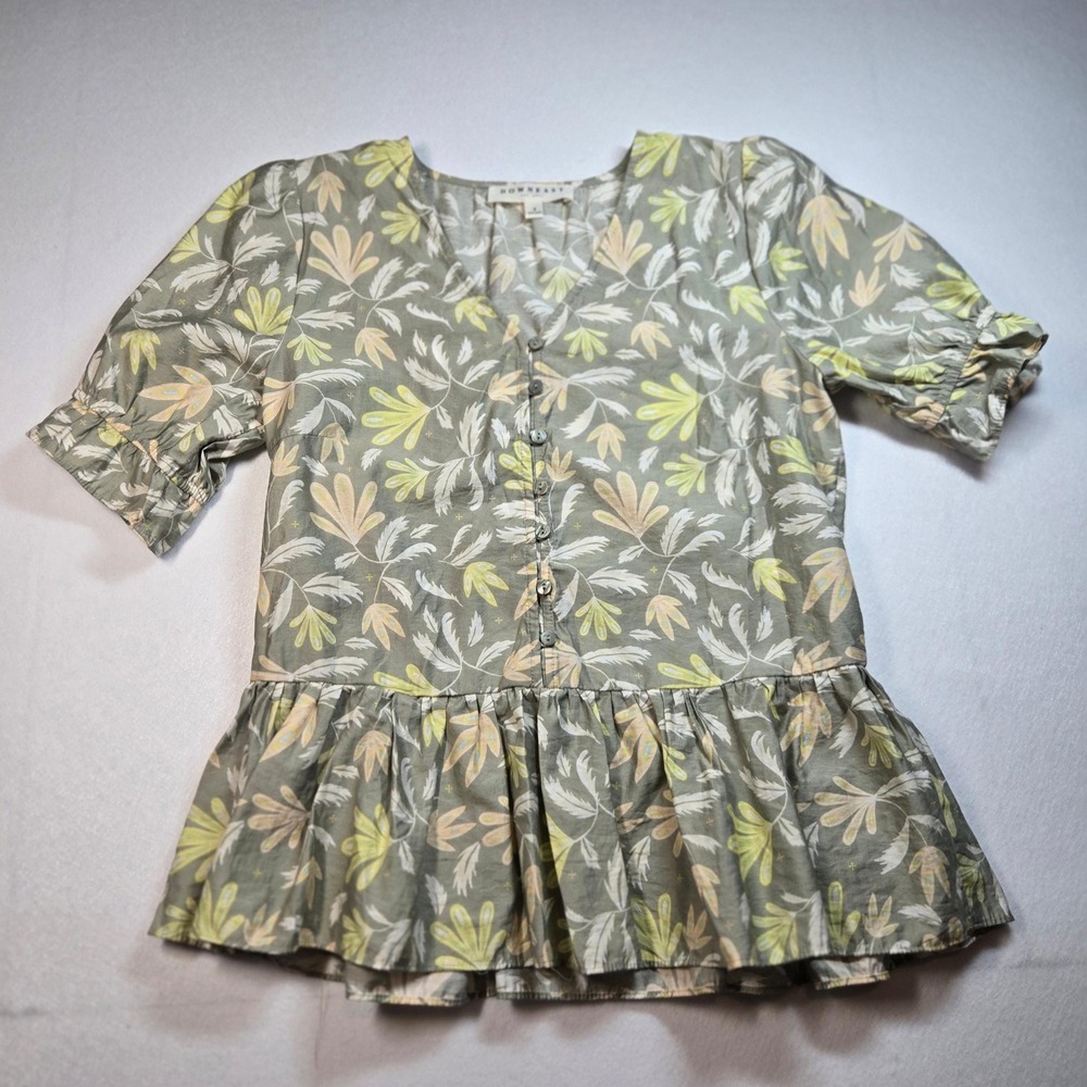 Downeast Peplum Top Womens Small Green Excellent Botanical Button Front Ruffle